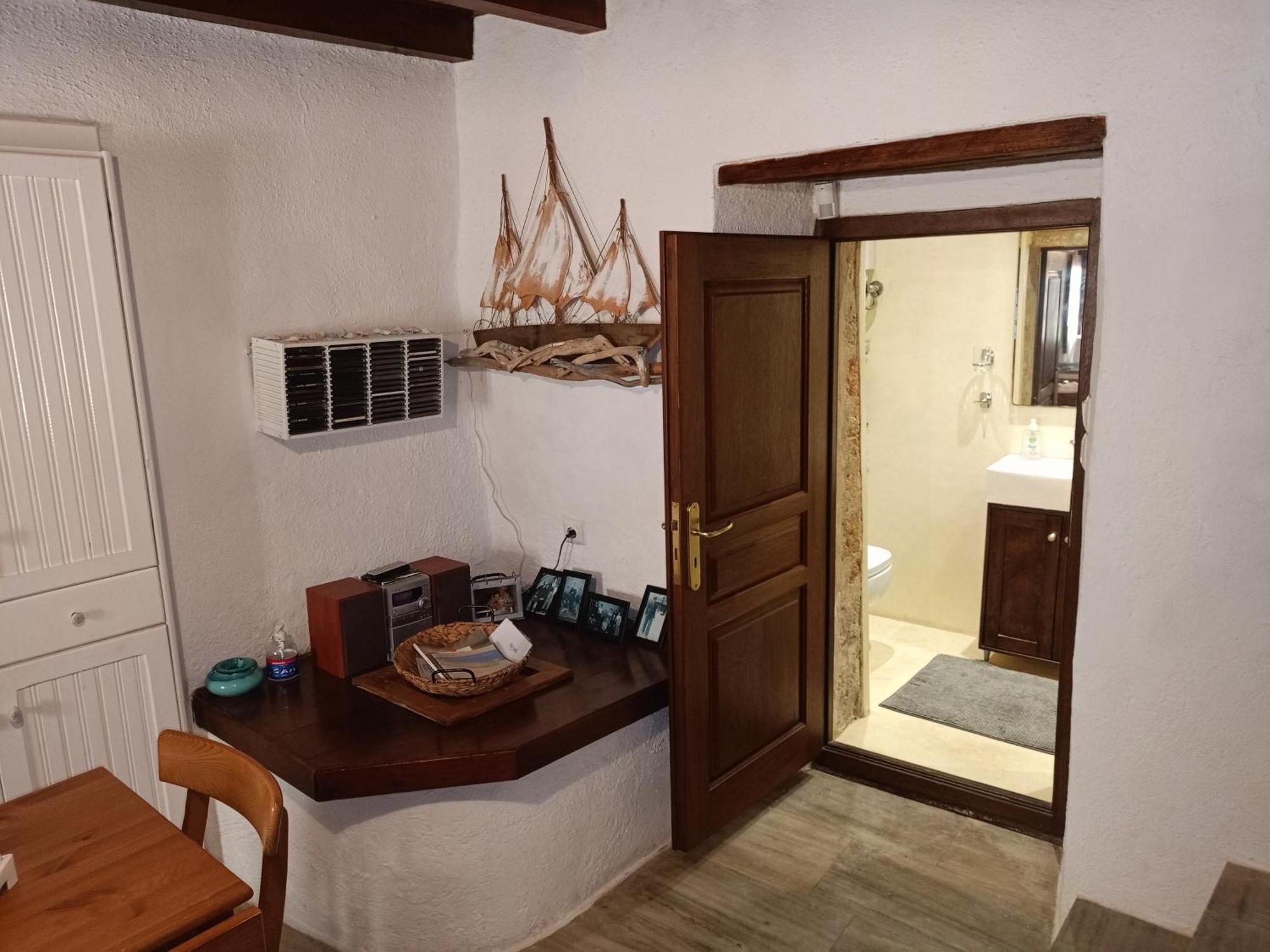Kissamitakis Guesthouses Kouzina Klimataria Kamara Monemvasía Eksteriør billede