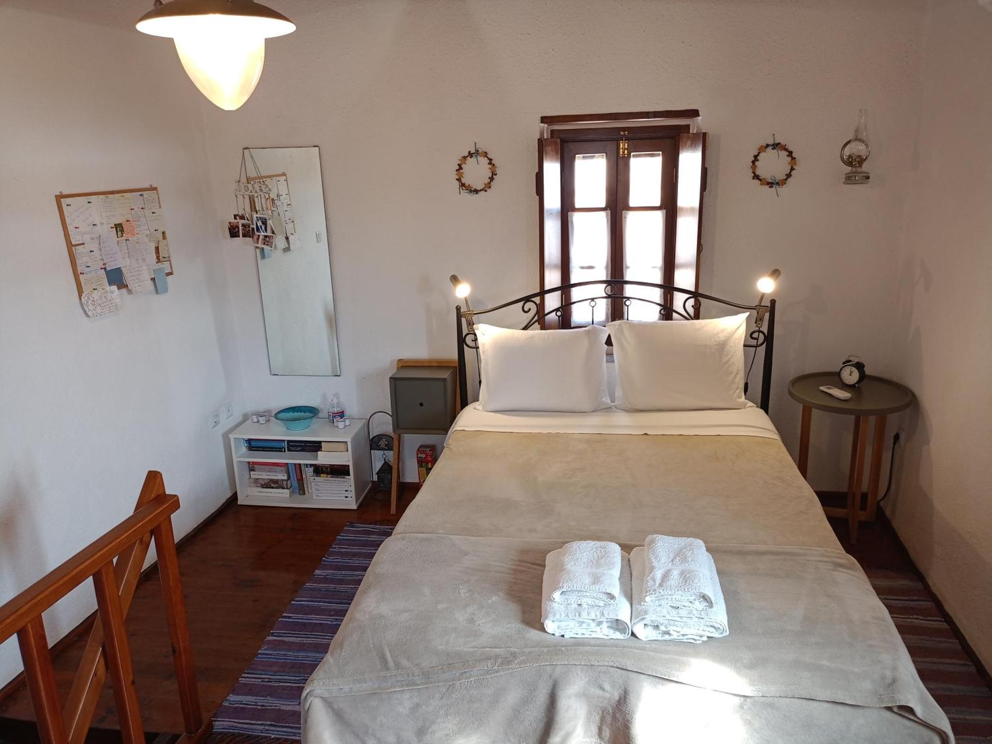 Kissamitakis Guesthouses Kouzina Klimataria Kamara Monemvasía Eksteriør billede
